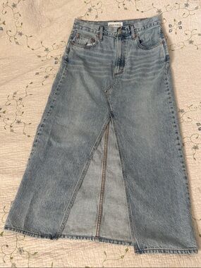 Aritiza Denim Forum The '90s Vintage Maxi Denim Skirt Size 30